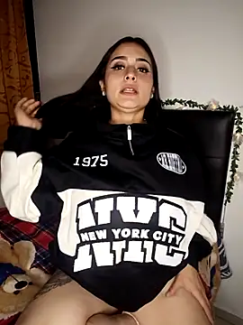 Darling Boom online show from 01.18.26