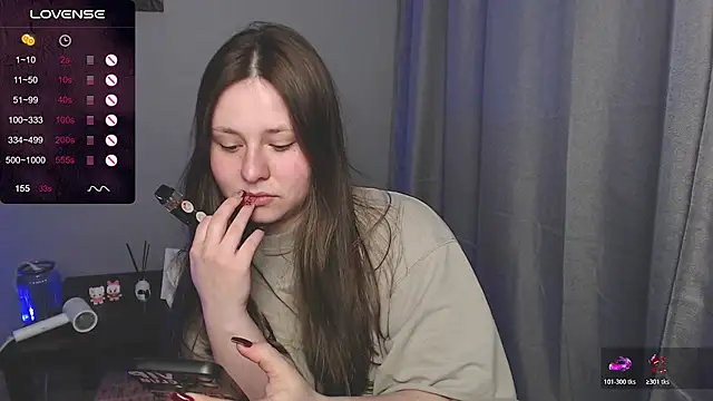 Snapshot of secretvic chatting on 03.26.26 secretvic online show from 03.26.26