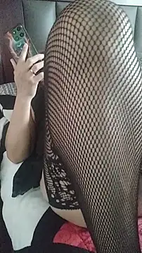 Linamadura online show from 04.14.26