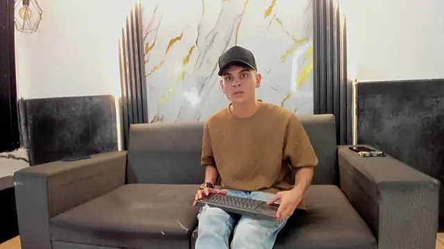 Angel Villareal online show from 02.05.26