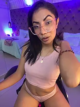 Auri   online show from 03.26.26