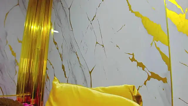 zaira skinny online show from 02.19.26