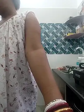 Hot-Tinaa online show from 03.05.26