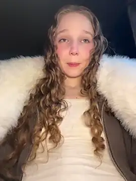 outside rosy online show from 03.05.26