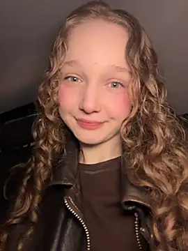 outside rosy online show from 03.10.26