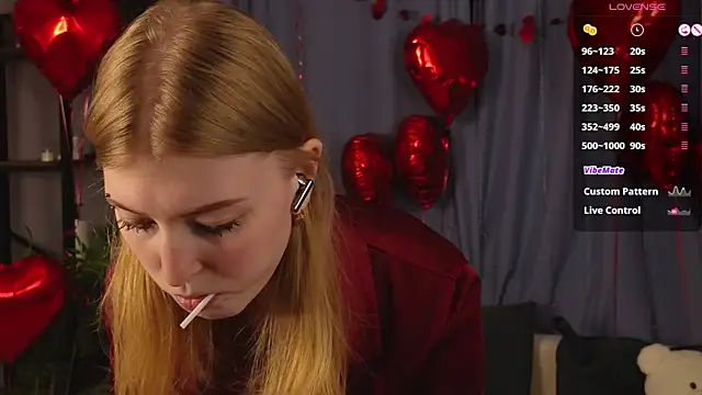 Snapshot of LanaRoxxy chatting on 02.15.26 LanaRoxxy online show from 02.15.26