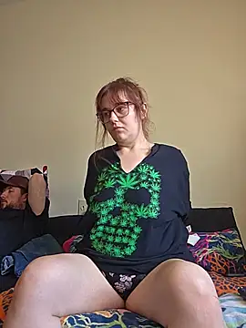 Snapshot of Ashlovescannabis chatting on 06.27.26 Ashlovescannabis online show from 06.27.26