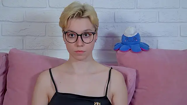 AgataGate online show from 04.15.26