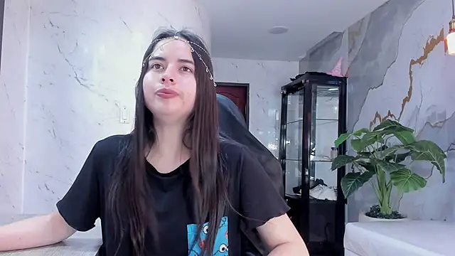 Qetsyah tf online show from 04.02.26