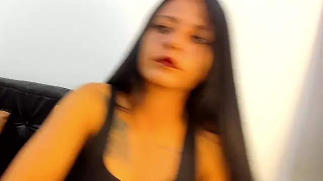 Snapshot of KiaraBlack_01 chatting on 02.19.26 KiaraBlack 01 online show from 02.19.26