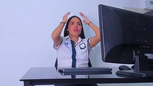 Catalinna 03 online show from 04.15.26