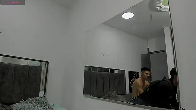Snapshot of CamiloAndYury chatting on 01.17.26 CamiloAndYury online show from 01.17.26