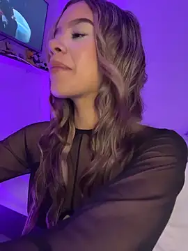 BellaMoon  online show from 03.25.26