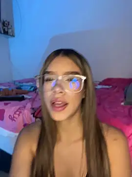 BellaMoon  online show from 04.16.26