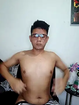 Snapshot of ClarkAndBruno chatting on 02.13.26 ClarkAndBruno online show from 02.13.26