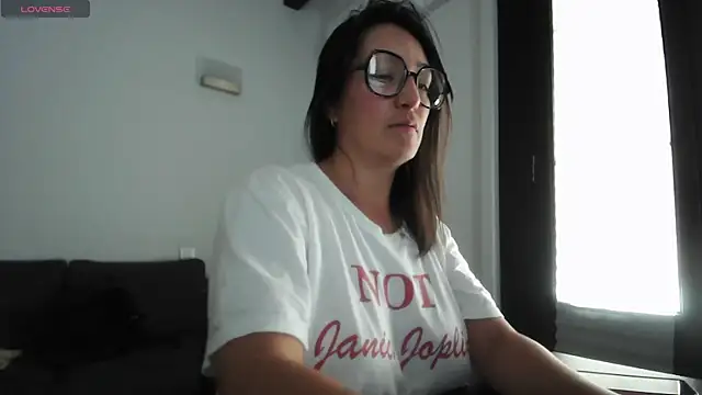 Yulian Milf online show from 07.17.26