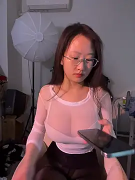 Snapshot of kaixin66 chatting on 06.19.26 kaixin66 online show from 06.19.26