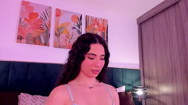 Snapshot of IrinaBlanc chatting on 03.02.26 IrinaBlanc online show from 03.02.26