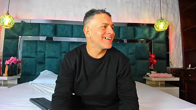 Snapshot of ViceSweet chatting on 02.04.26 ViceSweet online show from 02.04.26