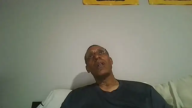 Snapshot of swimmer2496 chatting on 06.12.26 swimmer2496 online show from 06.12.26