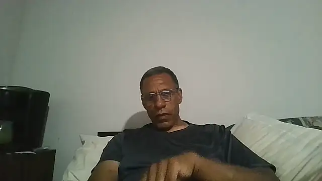 Snapshot of swimmer2496 chatting on 06.19.26 swimmer2496 online show from 06.19.26