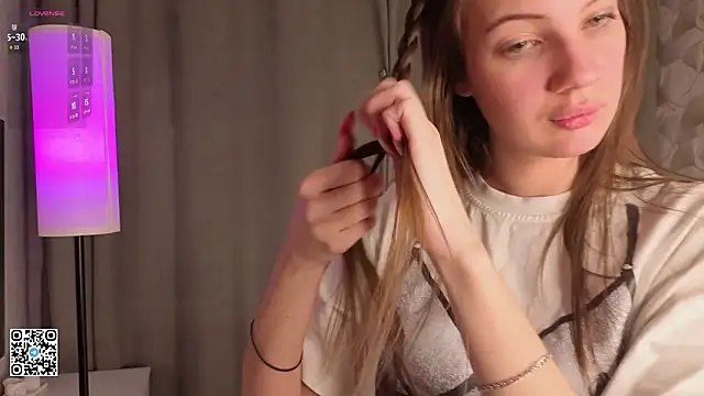 ShaeHeeter online show from 02.02.26