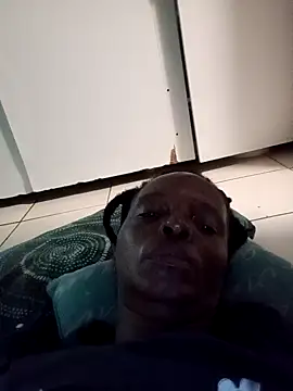 01Wetlips online show from 02.19.26