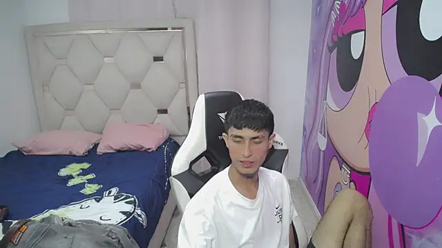 Snapshot of Akyra_latinn chatting on 01.19.26 Akyra latinn online show from 01.19.26