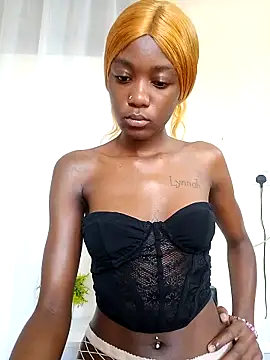 Snapshot of Silk_Hennessy chatting on 02.05.26 Silk Hennessy online show from 02.05.26