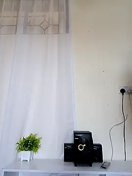 Snapshot of Silk_Hennessy chatting on 02.19.26 Silk Hennessy online show from 02.19.26