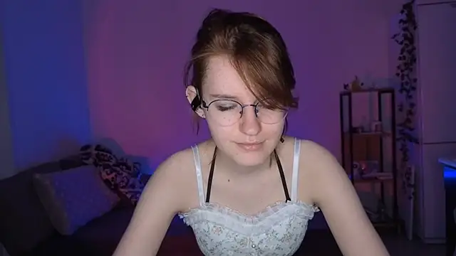 Snapshot of PetralPrime chatting on 04.24.26 PetralPrime online show from 04.24.26