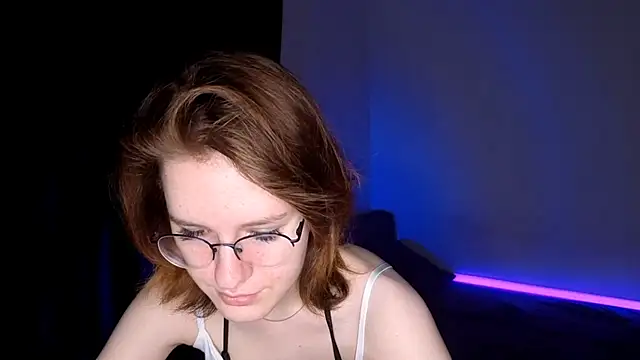 Snapshot of PetralPrime chatting on 05.04.26 PetralPrime online show from 05.04.26