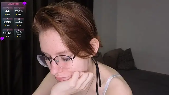 Snapshot of PetralPrime chatting on 05.07.26 PetralPrime online show from 05.07.26