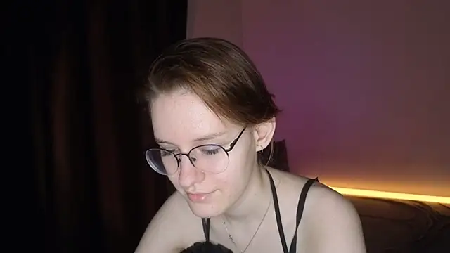 Snapshot of PetralPrime chatting on 05.14.26 PetralPrime online show from 05.14.26