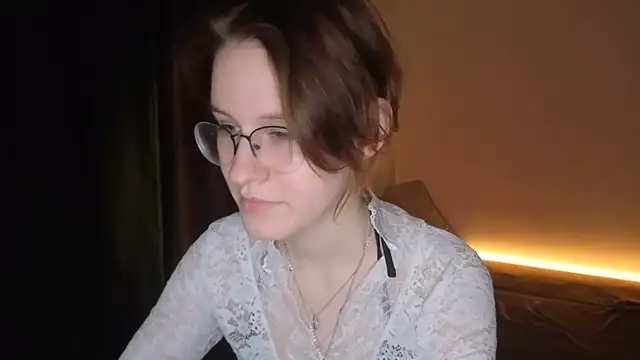Snapshot of PetralPrime chatting on 05.25.26 PetralPrime online show from 05.25.26