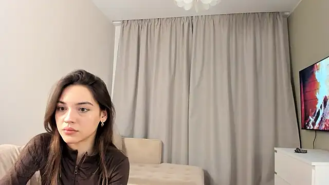 TreasaCrebs online show from 02.02.26