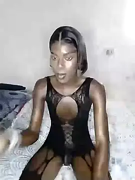 Snapshot of Chocolate_Queenxx03 chatting on 05.28.26 Chocolate Queenxx03 online show from 05.28.26