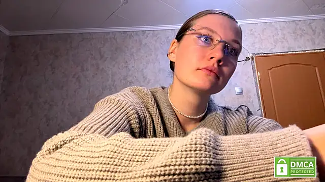 Jolievic online show from 04.12.26