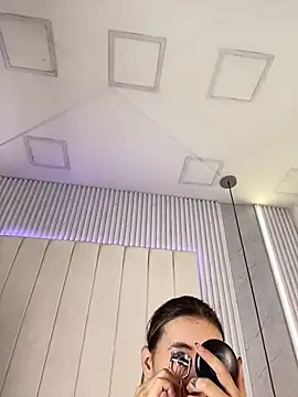 Snapshot of JuliaColemann chatting on 02.12.26 JuliaColemann online show from 02.12.26