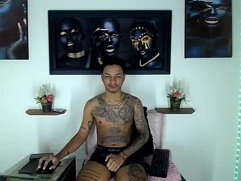 Snapshot of Tatoo_Noah chatting on 01.19.26 Tatoo Noah online show from 01.19.26