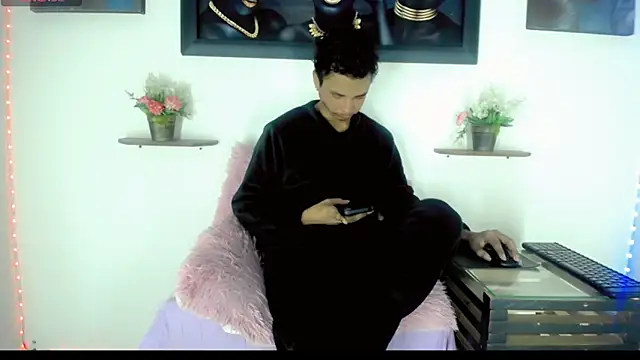 Snapshot of Tatoo_Noah chatting on 02.23.26 Tatoo Noah online show from 02.23.26