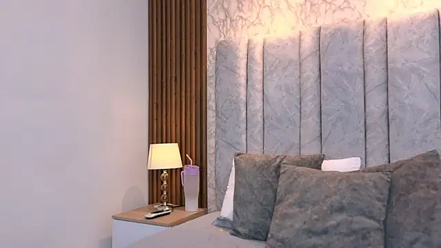 naomy smithxx online show from 04.16.26