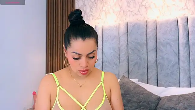 naomy smithxx online show from 04.17.26