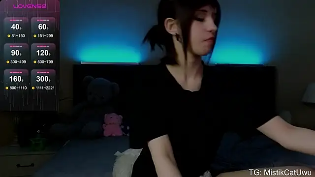 m Suika m online show from 02.23.26