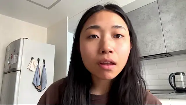 SweetMiaXO online show from 03.04.26