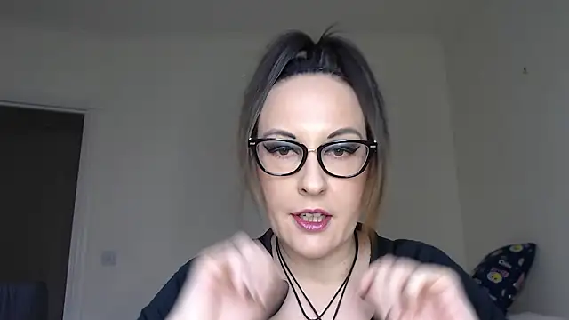 PsychicDominatrix online show from 02.01.26