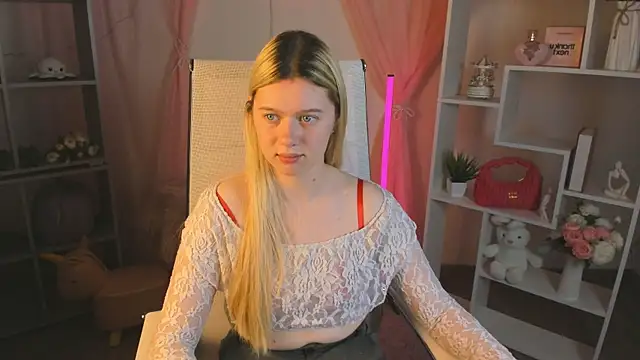 CelestineMauriac online show from 04.15.26