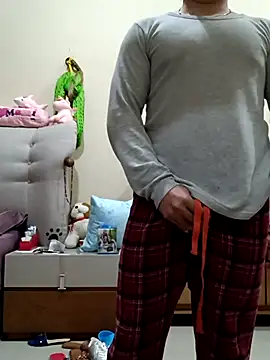 Snapshot of Ryzca chatting on 02.08.26 Ryzca online show from 02.08.26