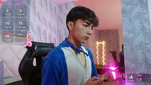 Snapshot of osamu_tay chatting on 02.15.26 osamu tay online show from 02.15.26