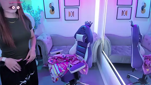 Victoria  doll online show from 03.19.26